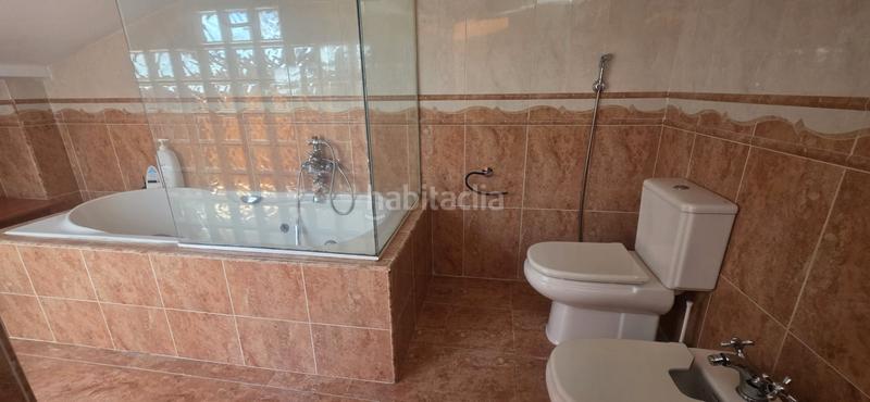 Foto 234b1d64-2460-460a-ab08-3a09253996f2. Zweistöckige wohnung mit kamin in Puerto Marina Benalmádena