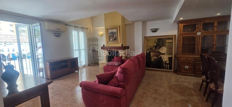 Foto 59a45645-fc9b-48da-882d-e3431d88b5d4. Zweistöckige wohnung mit kamin in Puerto Marina Benalmádena