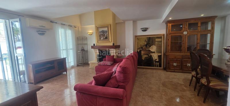 Foto fa049f6b-0412-45e9-b434-b624fde010fe. Zweistöckige wohnung mit kamin in Puerto Marina Benalmádena