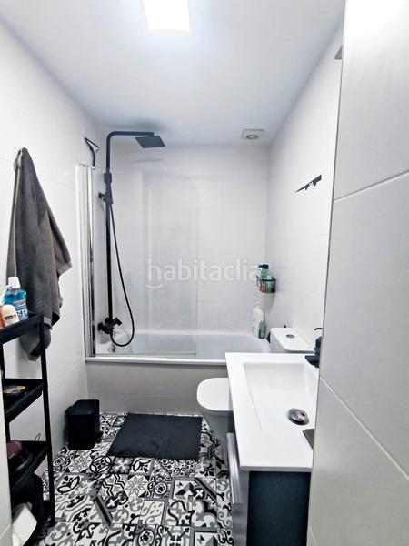 Foto ccf3ea9c-28a0-485f-a96d-e3448eb23b1a. Casa adossada amb xemeneia aparcament a Montemar Torremolinos