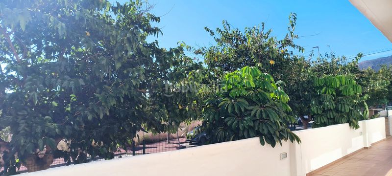 Foto f0f47cb8-939a-4282-ad66-5ab95ceee0f9. Piso en calle helios 8 piso en planta baja en arenal con 2 plazas de garaje y piscina en Benalmádena