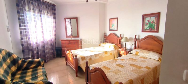 Foto 99bc7022-8074-4021-a624-7db52065b33b. Pis amb aparcament piscina a La Carihuela - Los Nidos Torremolinos