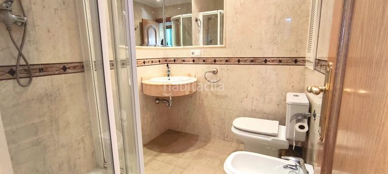 Foto a8d36778-e29d-4de2-98e2-7f45ea1f4584. Pis amb aparcament piscina a La Carihuela - Los Nidos Torremolinos