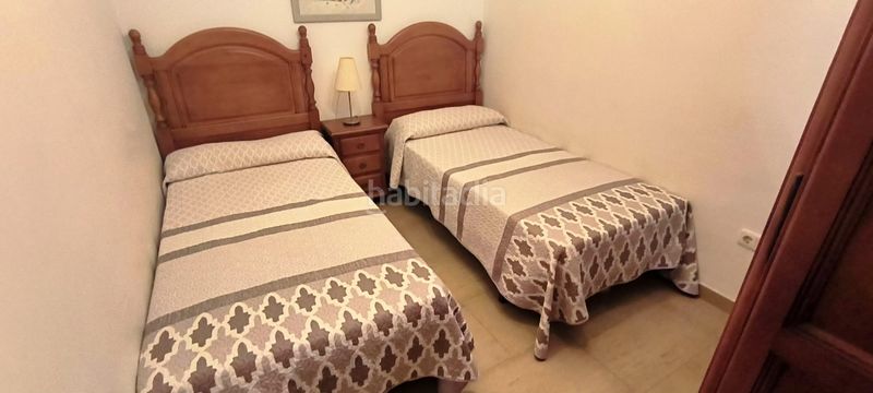 Foto ced7dd53-61e1-4c53-8624-afb4945904cf. Pis amb aparcament piscina a La Carihuela - Los Nidos Torremolinos