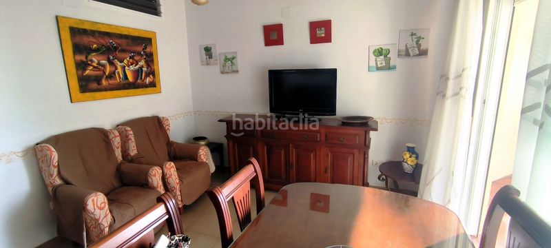 Foto 12f78eee-fe0b-4d94-b697-abaa1afd09a2. Pis a avenida de españa 6 a Laguna Beach Torrox