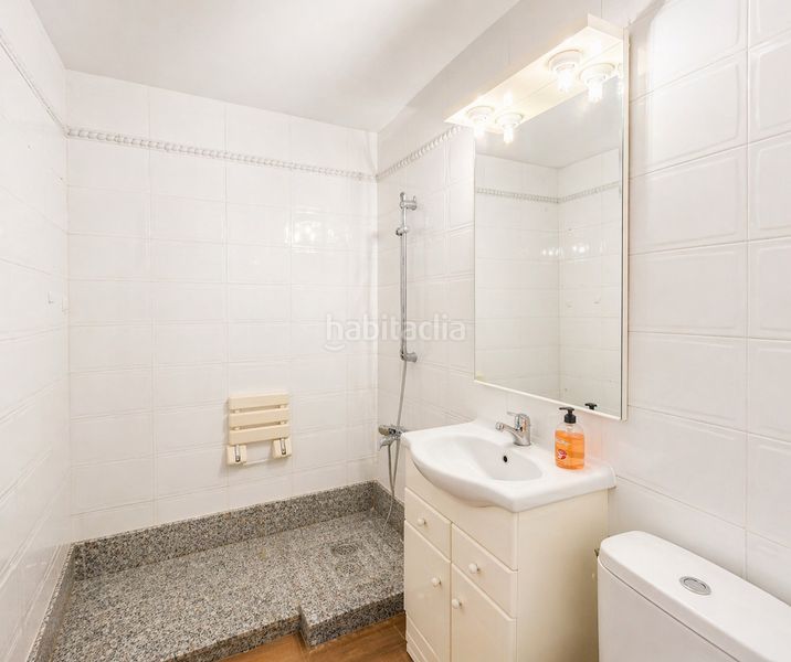 Foto de80d8d0-b96b-48f2-8592-404994607ce4. Pis amb aparcament a Centro Benalmádena