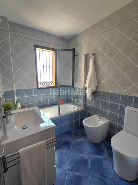 Foto 0fa535ad-0c67-41ce-84b5-864b18b05aeb. Casa a avenida del bierzo 40 a Montealto - Monterrey Benalmádena