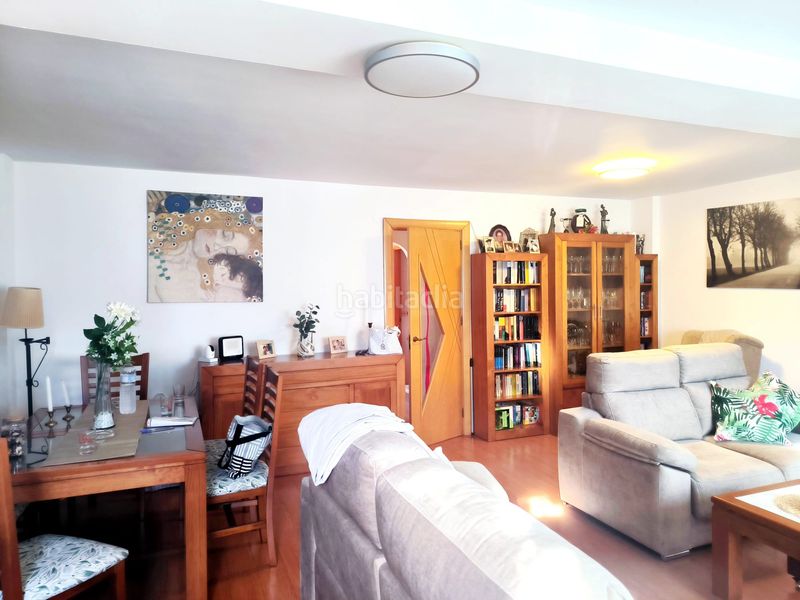 Foto c94f4b8a-9818-4d41-b0db-3ee2dd749456. Casa adossada amb aparcament a Montemar Torremolinos