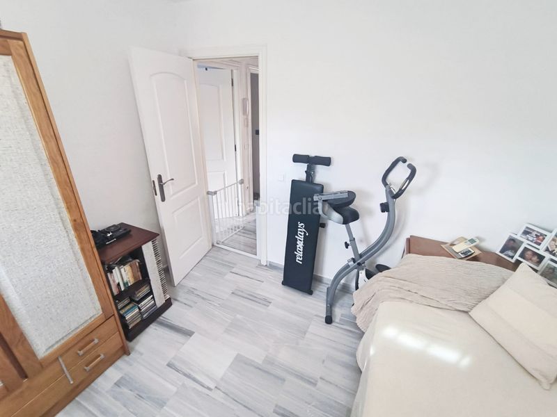 Foto e96b0d89-7b22-4448-be62-0b078288fc0f. Casa adossada amb aparcament a Montemar Torremolinos