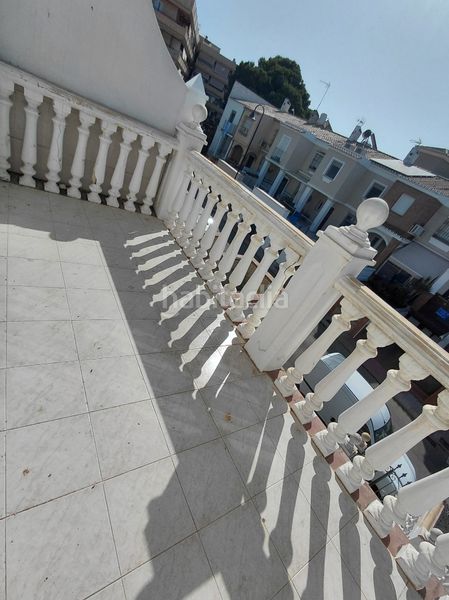 Foto 0114adbc-4a78-4a49-b691-69dc6d57bc8b. Casa aparellada amb aparcament a Centro Mijas