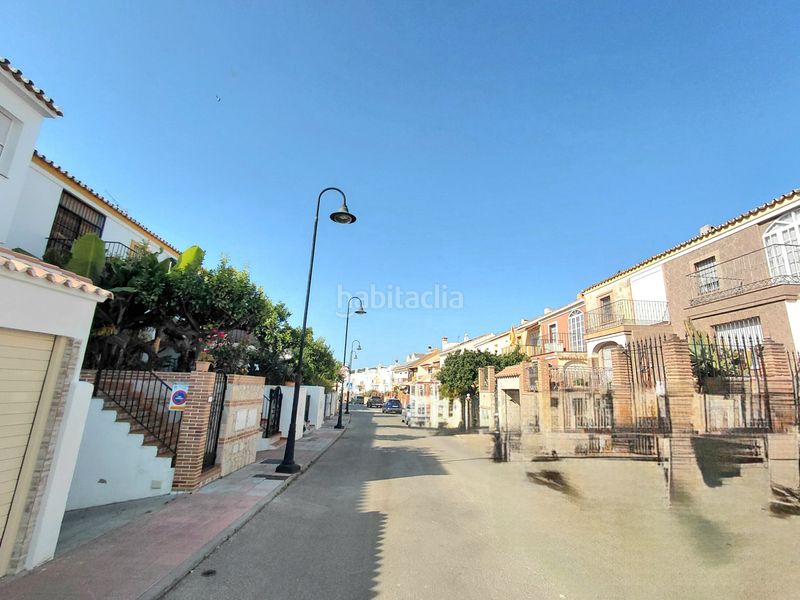 Foto 11c8b214-a1c5-4d9f-83e5-c66c3816faa7. Casa aparellada amb aparcament a Centro Mijas