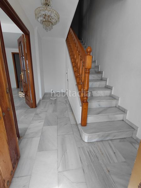 Foto 78b805d1-1b0b-47d4-9ce7-aea8da5c2e93. Casa aparellada amb aparcament a Centro Mijas