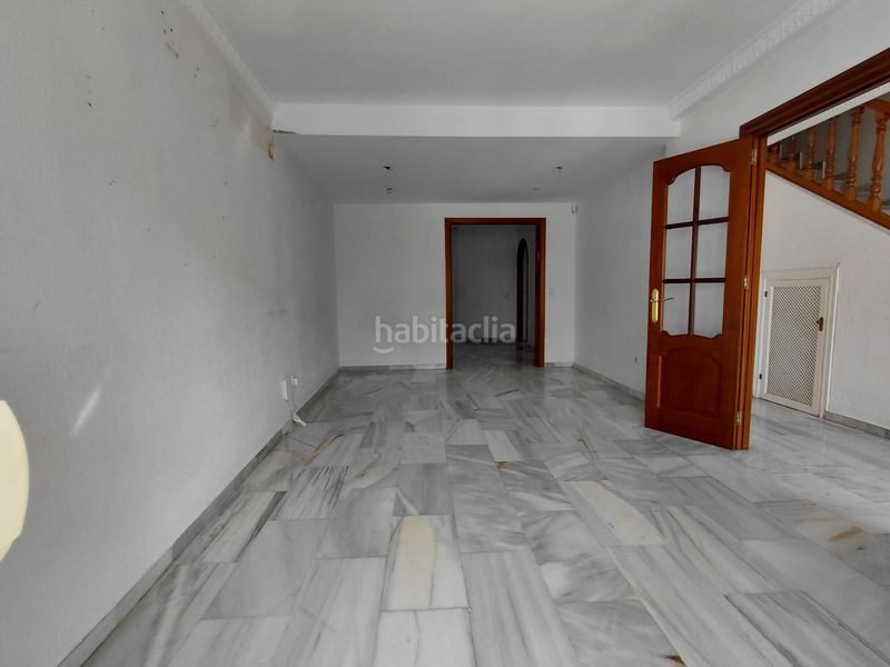 Foto 8550f47c-e620-4747-aa1f-0e2831005503. Casa aparellada amb aparcament a Centro Mijas