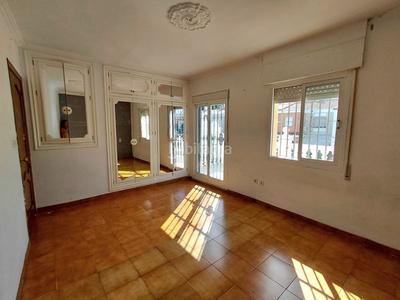 Foto a5f33385-01b2-4fa5-8e71-0e6d8c201949. Casa aparellada amb aparcament a Centro Mijas