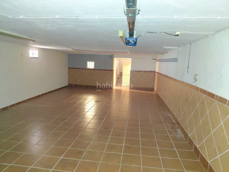 Foto cf33d001-04d2-4408-ad82-1d3c583f22ca. Casa aparellada amb aparcament a Centro Mijas