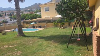 Xalet  Calle verdolaga 15. Gran villa en montealto, con piscina y apartamento independiente