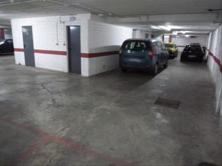 Rent Car parking in Carrer de la igualtat 21. Igualtat/gran via