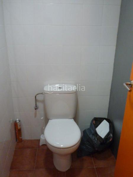 Foto 66d18c4f-c05c-4c21-ba82-9734411a5605. Local comercial a Sants-Badal Barcelona