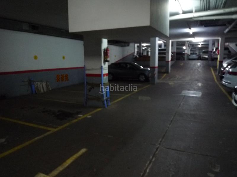 Foto 63250746-8af4-46ed-b034-d6f2ae41b47f. Aparcament cotxe a carrer de bacardí 8 a Sants-Badal Barcelona