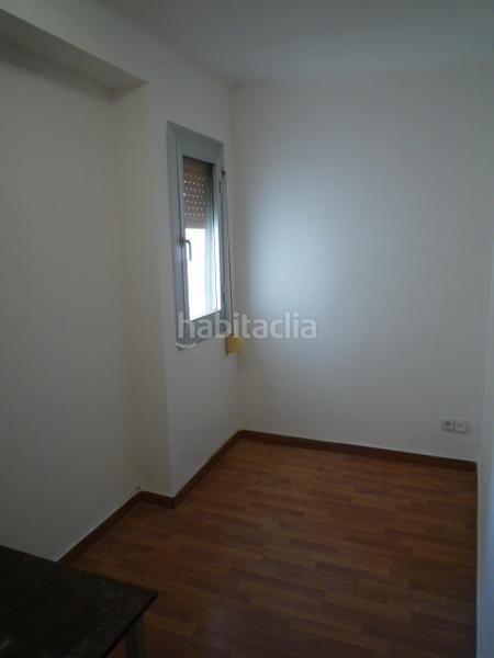 Foto b8129959-3da1-4a0f-9994-c320947521fe. Pis a Pubilla Cases Hospitalet de Llobregat (L´)