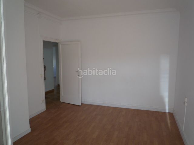 Foto 3e0f67ca-f3e9-455e-927f-4b2d87f41b50. Pis a Gòtic Barcelona