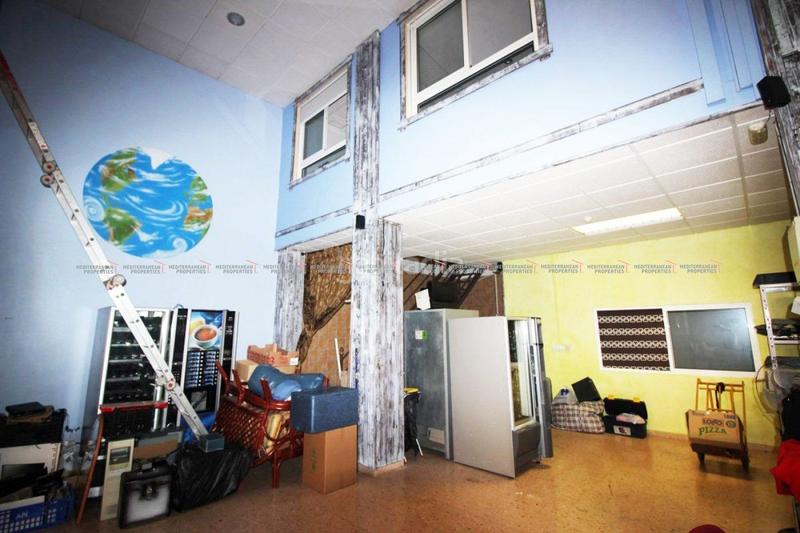 Foto 51bb09cf-0f24-4fd2-ba5a-0f3c1ac7a4b6. Local comercial en calle foguerer jose angl guirao 7 local comercial en la gran vía en Alicante