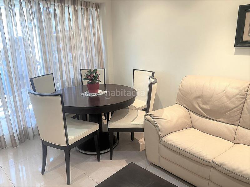 Foto 33b3a927-cd1b-42a8-815d-96223f277007. Piso apartamento frente al mar con garaje en Playa Muchavista Campello (el)