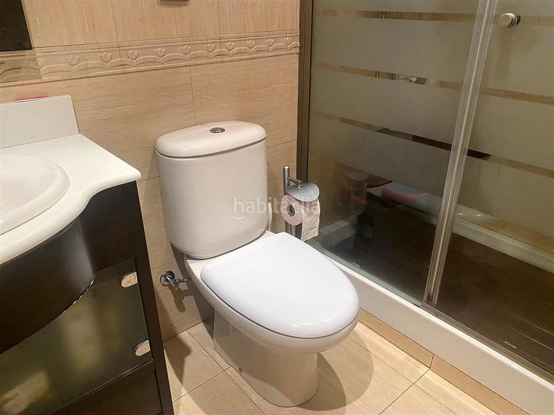 Foto a9b75eef-a2a3-4ade-9a22-c1e03f45fe34. Piso apartamento frente al mar con garaje en Playa Muchavista Campello (el)