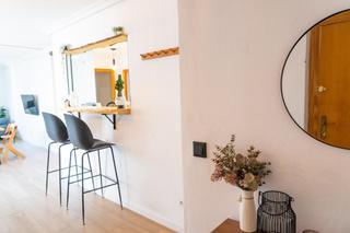 Appartement  Calle fco giner de los rios. Piso reformado de 3 habitaciones