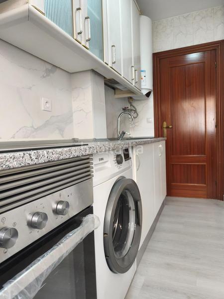 Foto 6f503a2a-8a57-4808-ad30-9d9a83c3f89a. Alquiler piso alquiler de amplio y luminoso piso en Alicante