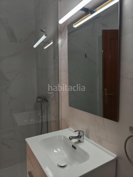 Foto e57849dc-a383-4f9d-a112-2e4d10ce8ae9. Alquiler piso alquiler de amplio y luminoso piso en Alicante