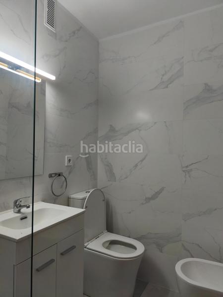 Foto f234b10a-c3ee-4ba9-a137-ee0aad9c3dc0. Alquiler piso alquiler de amplio y luminoso piso en Alicante