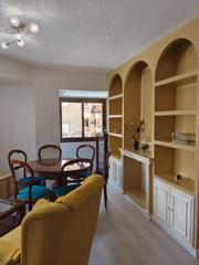 Location Appartement  Calle dr santaolalla. Alquiler de amplio y luminoso piso en alicante