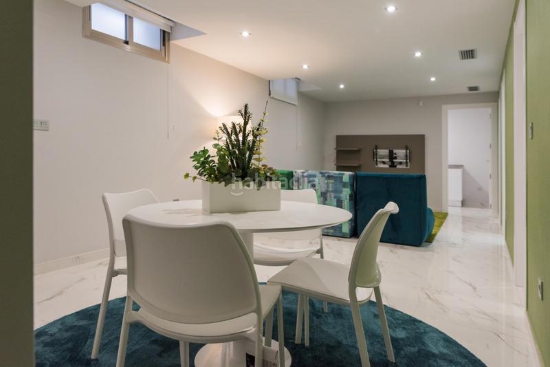 Foto 5c82be1a-dd03-4754-9a5b-b5804220ae99. Chalet mit pool in Los Almendros Orihuela