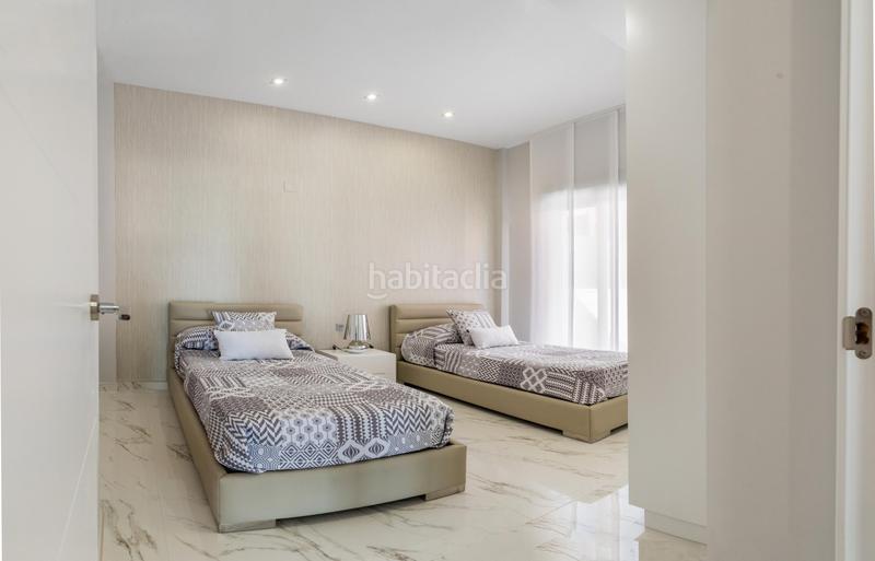 Foto 42fcd47c-2c36-4d83-9c09-d9843850df69. Chalet en Los Almendros Orihuela