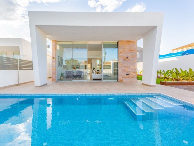Foto 7813b1cd-50ee-4b07-87e9-9b746be451f1. Chalet en Los Balcones-Los Altos Torrevieja