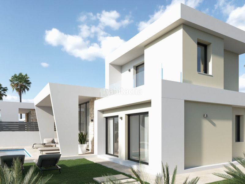 Foto c567fd51-106e-4f59-94bd-19228f786598. Chalet en Los Balcones-Los Altos Torrevieja