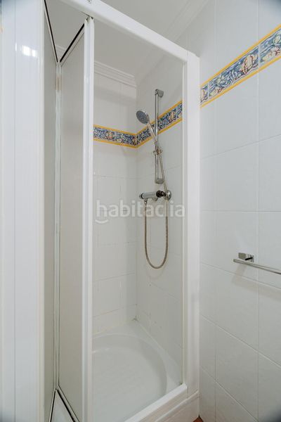 Foto 812a0946-9e85-48fd-86e5-aa9c96a48999. Pis a Barrio del Centro Alicante