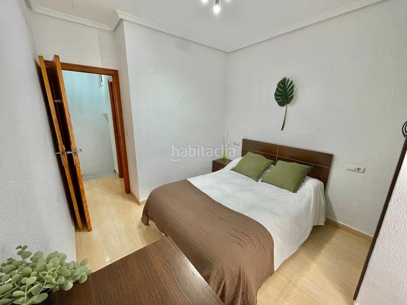 Foto 0a00b1d6-6759-47b2-9f6d-ea4d9aabd95c. Maison jumelée dans Gran Playa Santa Pola