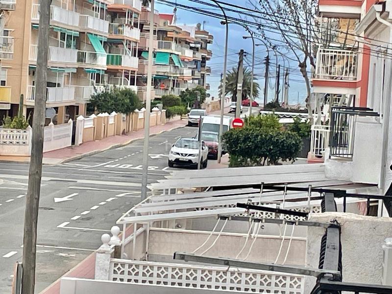 Foto 0e452ce9-f1c2-4294-87d7-ca50ad12c635. Maison jumelée dans Gran Playa Santa Pola
