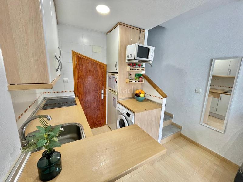 Foto 3a723d96-8d40-445b-a6c7-262e7b075ce4. Maison jumelée dans Gran Playa Santa Pola