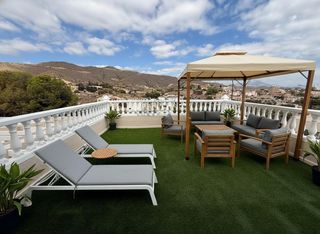 Maison jumelée  Carrer de torrevella. Estupendo chalet pareado en pueblo acantilado, el campello alica