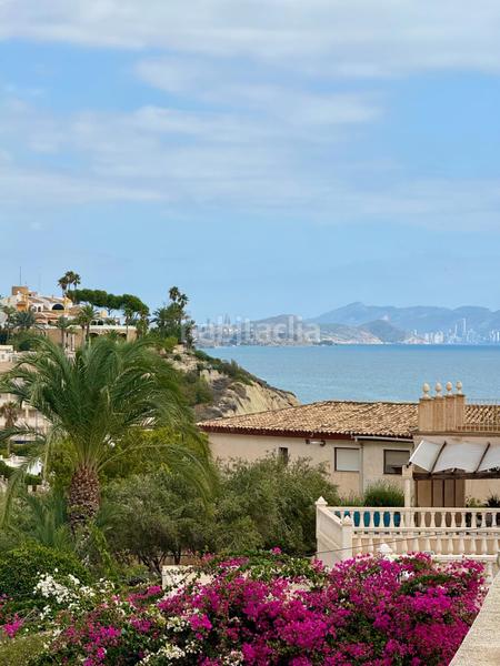 Foto 1ac3bd18-efb3-404a-88ec-1e5c9e15408f. Casa pareada estupendo chalet pareado en pueblo acantilado, el campello alicante en Campello (el)