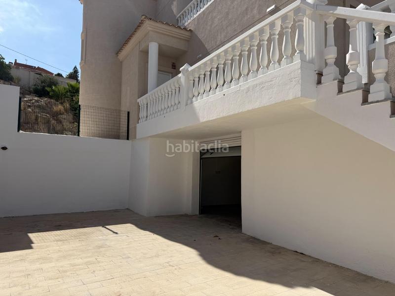 Foto 47b37989-37a3-4b9d-ae98-3b94e6aa9a49. Casa aparellada amb calefacció aparcament a Pueblo Acantilado-Lanuza Campello (el)