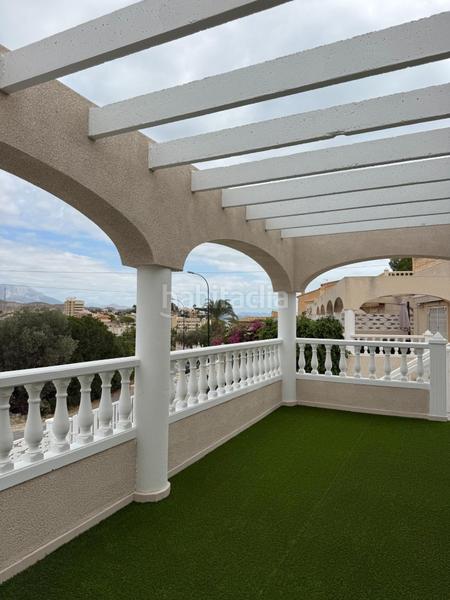 Foto da0a34e9-d83d-4910-9dc2-7ce8d05ee8d1. Casa pareada estupendo chalet pareado en pueblo acantilado, el campello alicante en Campello (el)