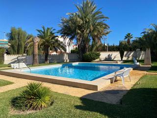 Maison jumelée  Camino real de villajoyosa. Chalet adosado en fabraquer, a pocos metros de la playa de mucha
