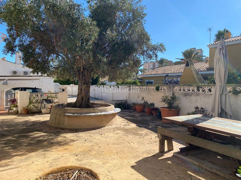 Foto 4f2424a9-eefd-4011-8ed6-339259b0a030. Casa adossada amb aparcament piscina a Playa Muchavista Campello (el)