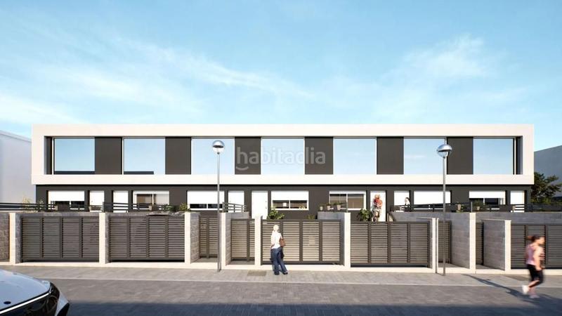 Foto 2f4f657e-42f5-457f-a7ef-755844513f32. Semi detached house with pool in Monte y Mar Santa Pola