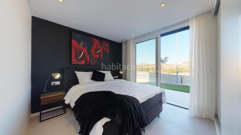 Foto 1ce6ce2f-32cf-4d3e-b69f-32da3cb7917e. Chalet with pool in Bonalba-Cotoveta Mutxamel