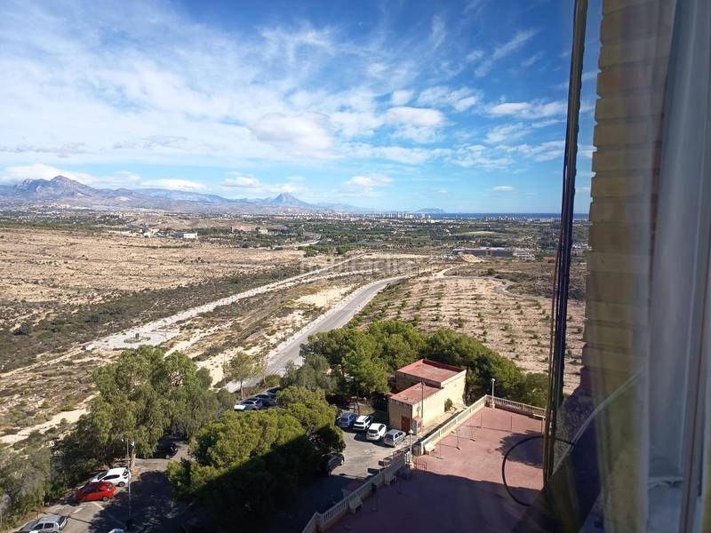 Foto f08be0a4-6d3f-42ee-8f1f-c51cf64d1dc0. Appartamento in Juan XXIII Alicante